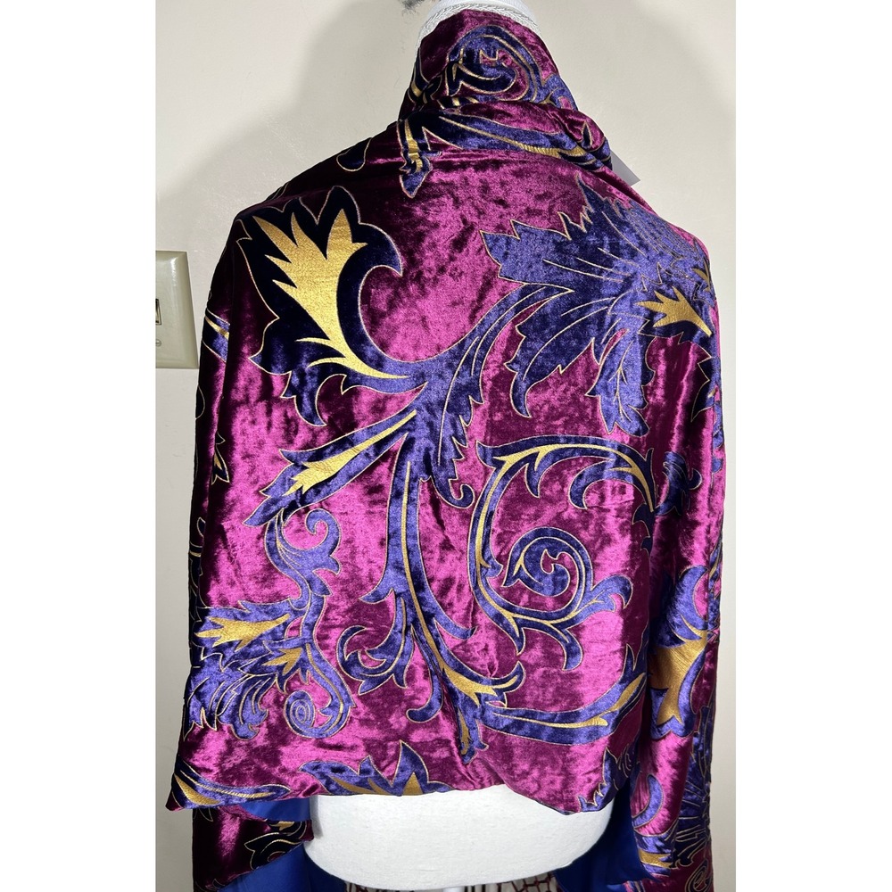 Rara Avis Velvet Piano Shawl Wrap Merllo Baroque Scroll Fringe Iris Apfel NEW - Picture 8 of 16
